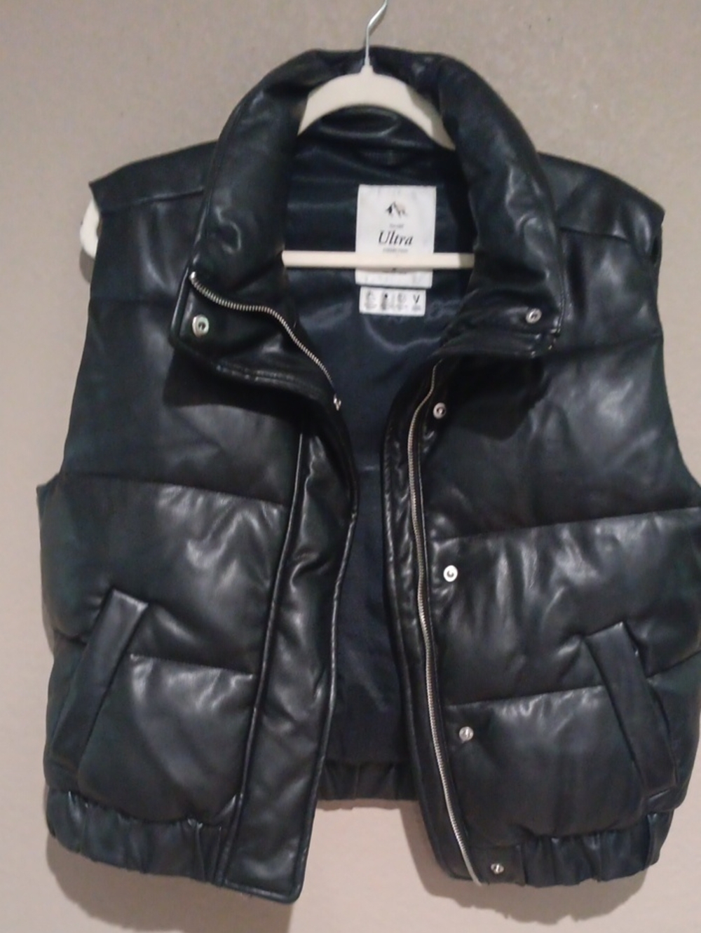 A&F Ultra Collection Puffer Vest